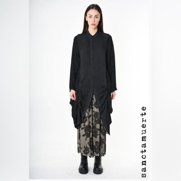 Sanctamuerte Tops - Sanctamuerte Made in Italy Long Avant-garde Shirt in black